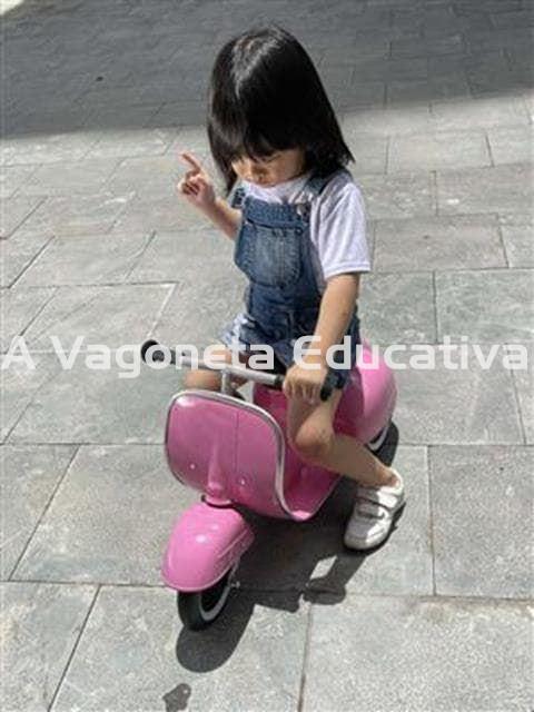 MOTO SCOOTER CLÁSICA ROSA - Imagen 4